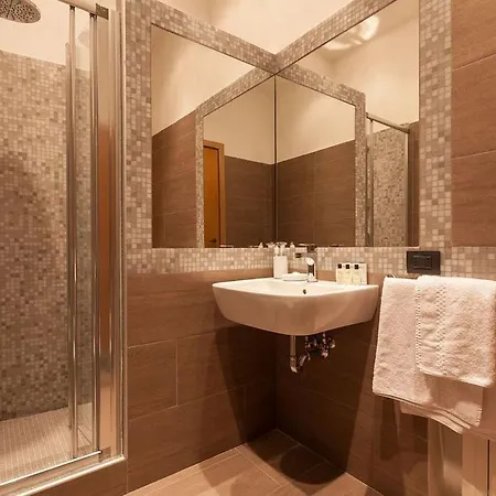Petite Maison De * París